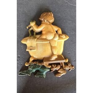 Vintage 1970 Sexton Cast Metal Wall Plaque Boy in Bathtub with Frog Made USA